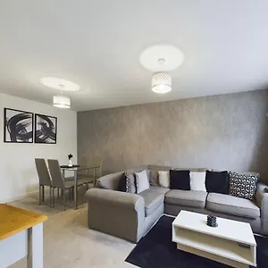 Modern 2 Bed With Private Parking Swansea